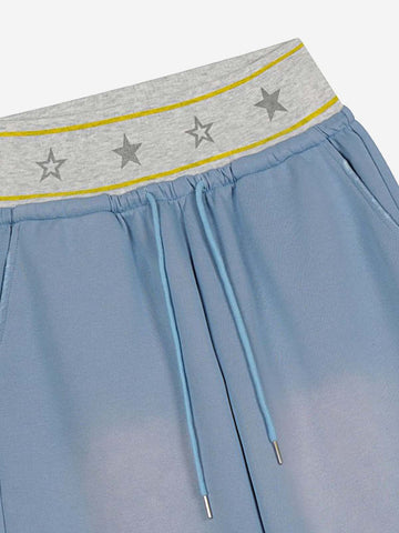 Shorts mit Sternenbund, weitem Bein und Kordelzug