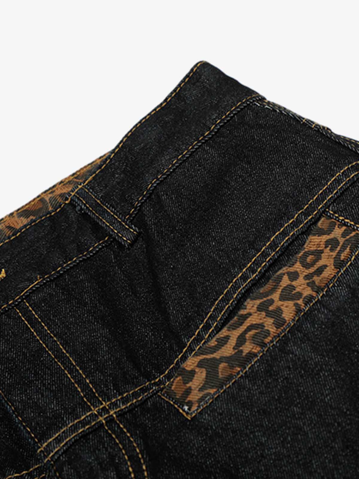 Leopard Print Trim Washed Jeans 