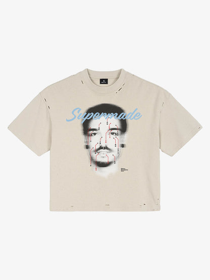 T-Shirt aus Baumwolle im Used-Look mit „Supermade“-Grafikdruck und Design mit Gesichtsakupunktur-Tabelle