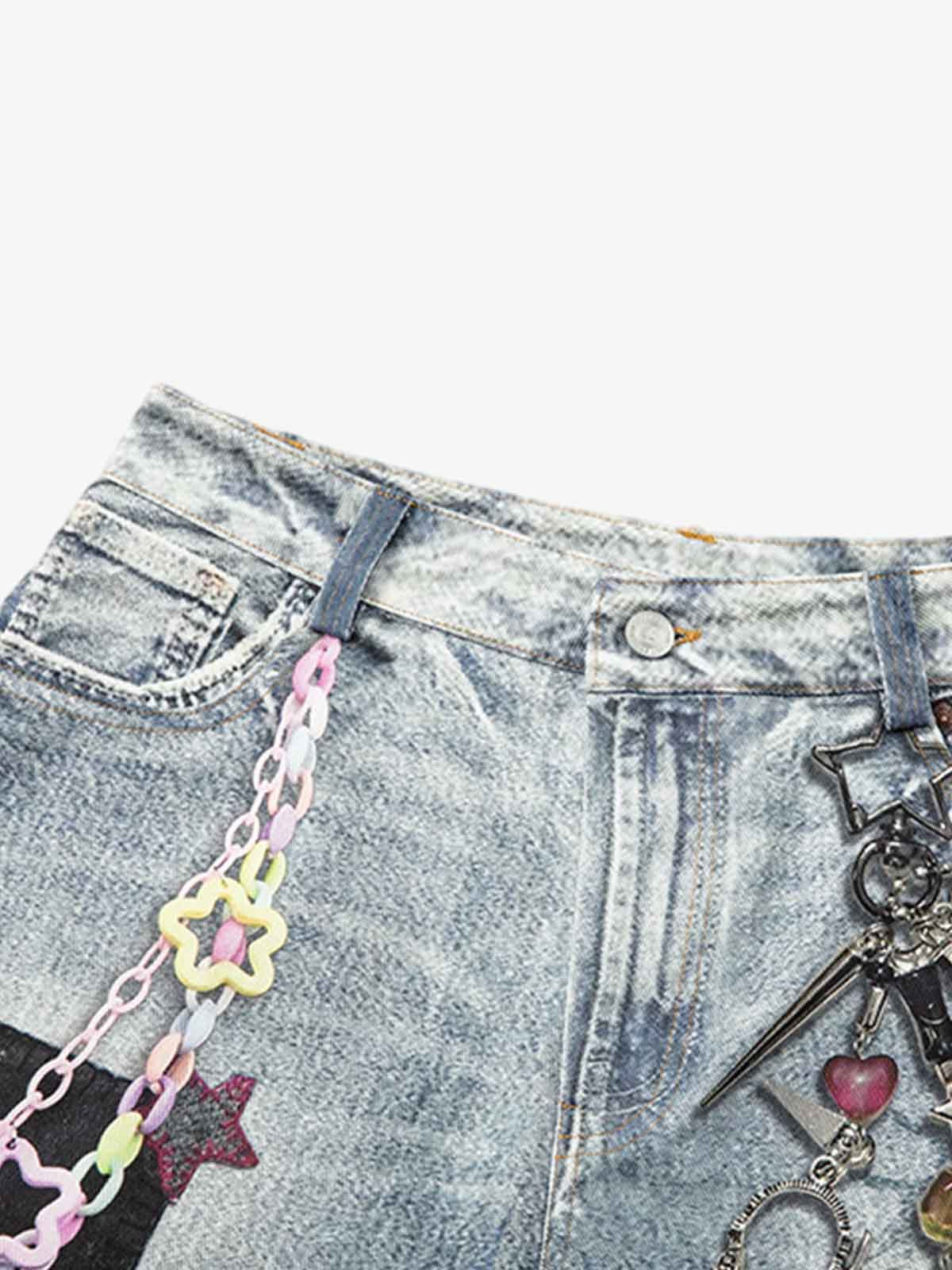 Jeansshorts mit charmantem Grafikdetail