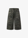Camouflage-Cargoshorts mit Perforation – Weit geschnittene Utility-Shorts aus Baumwollmischgewebe