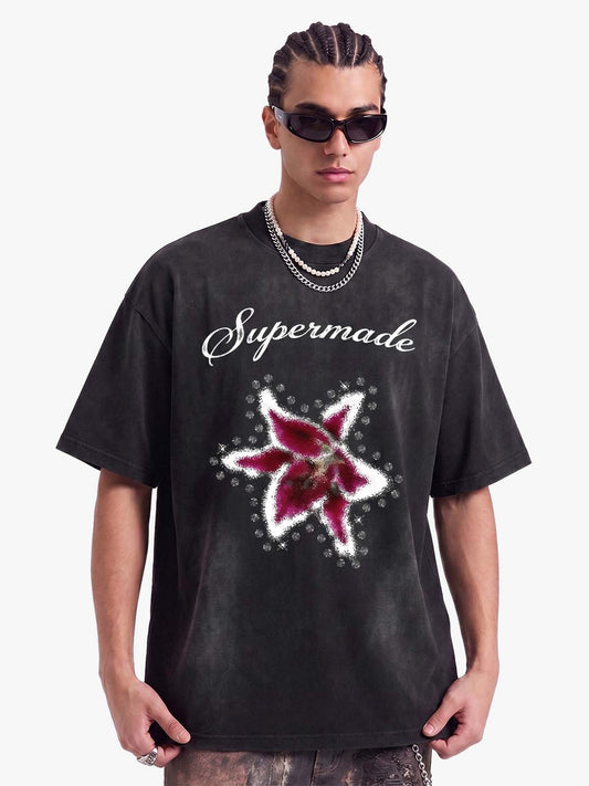 T-Shirt mit gewaschenem Blumen- und Sternenmuster
