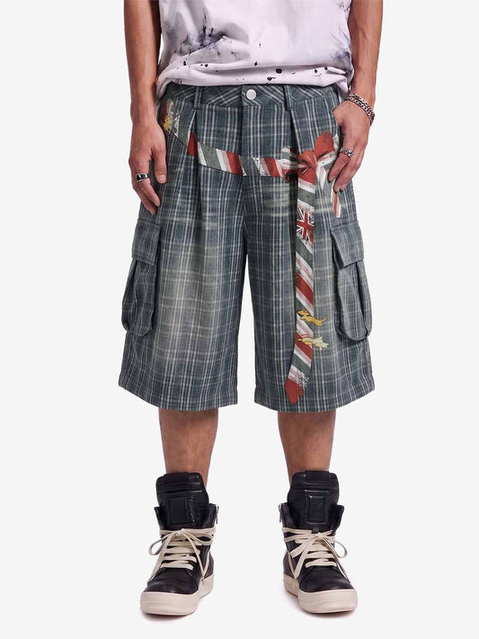 Karierte Cargo-Shorts mit weitem Bein