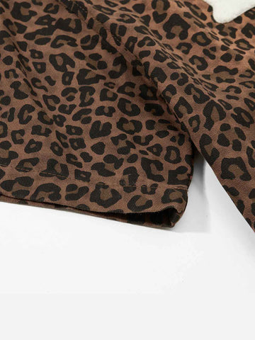 Kurzarmhemd mit Leopardenmuster