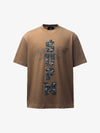 Freizeit-T-Shirt mit Camouflage-Buchstaben-Patchwork
