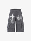 Cargo-Shorts mit gotischem Kreuzmotiv