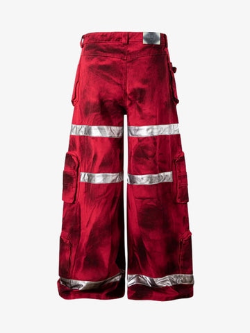 Cyberpunk-Cargohose mit reflektierenden Details und vielen Taschen
