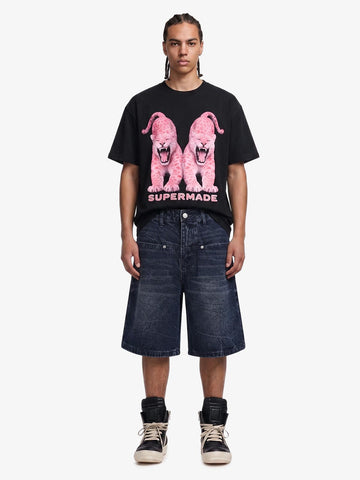 Weit geschnittene, gewaschene Jeansshorts