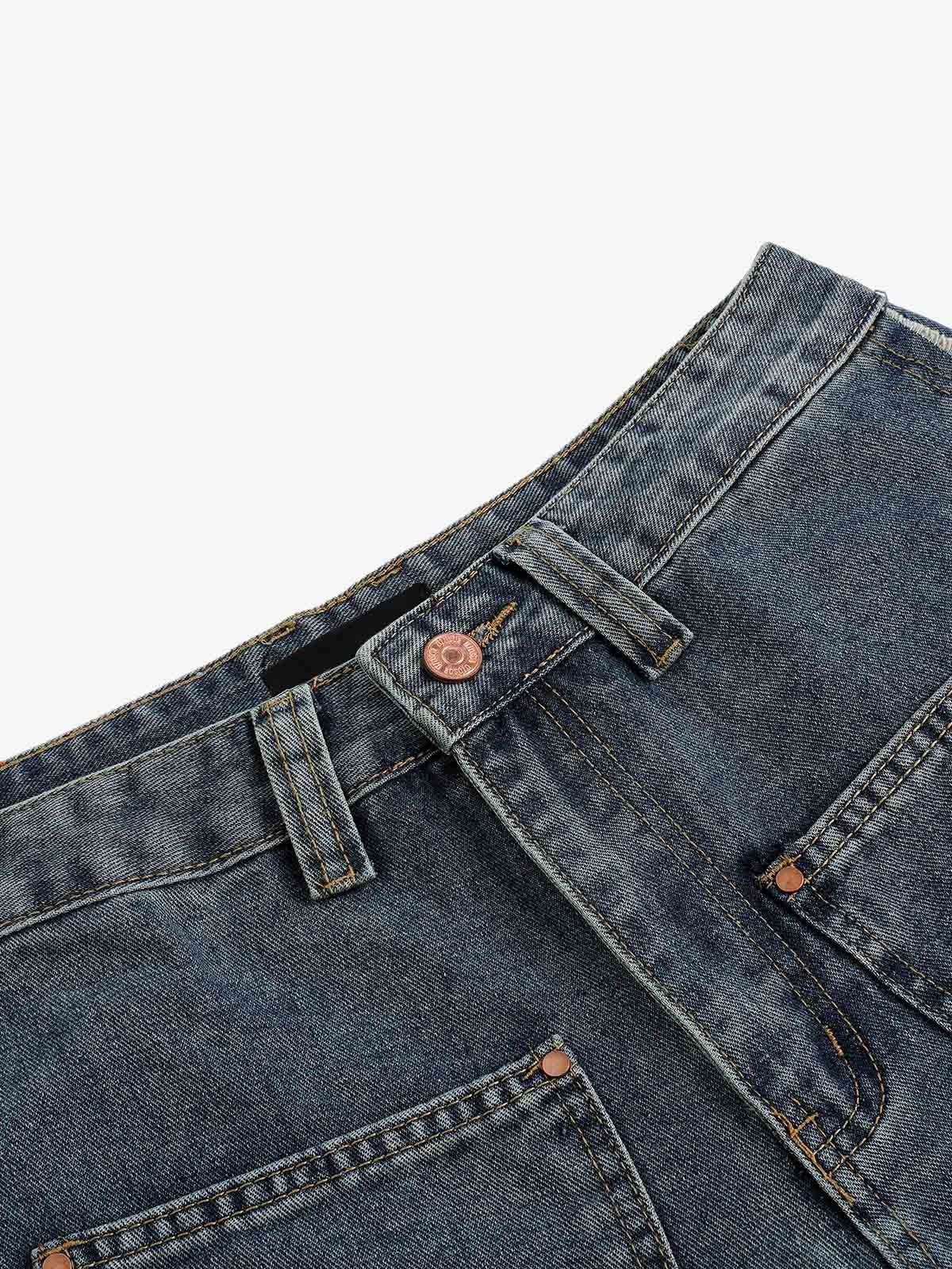 Ausgefranste, mehrlagige Jeans-Shorts mit Einsätzen